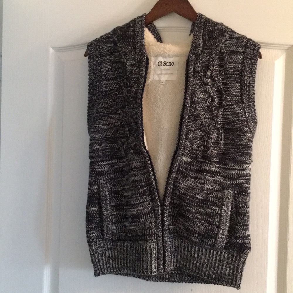 Sleeveless Knit Vest